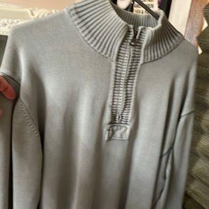 Mens shirt pullover